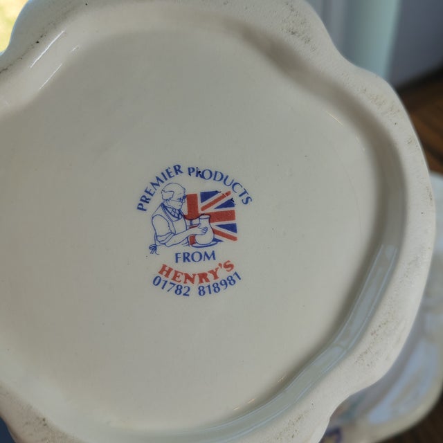 Almond VTG 1930s British Ceramic Pitcher & Wash Basin Bowl Set Floral Rose Art Deco Era For Sale - Image 8 of 12
