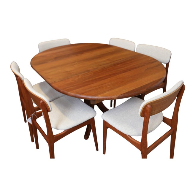 1970s Round Danish Dining Table in Teak with Column Base, 1960s For Sale - Image 5 of 16