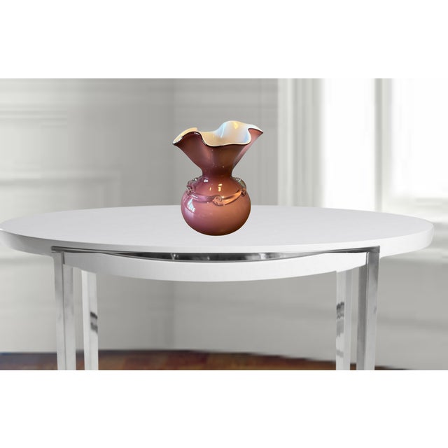 Murano Vintage Mauve Art Glass Bulbous Handkerchief Vase For Sale - Image 4 of 10