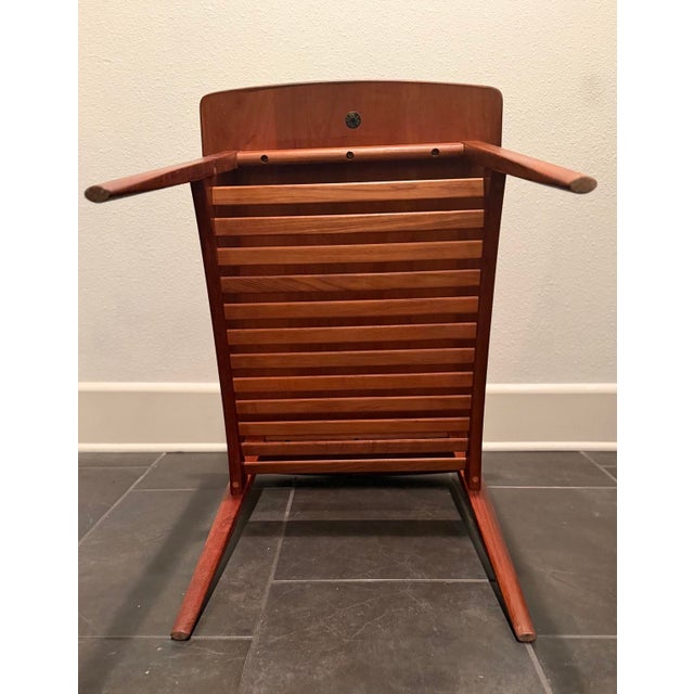 Brown John Stuart Mid-Century Modern Sculptural Wood End Table, Newly Refinished, C. 1960s For Sale - Image 8 of 9