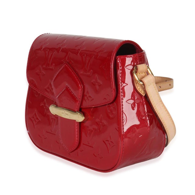 Item #: 152850 Interior Material: Fabric MSRP: 1,640 Features Interior: One slip pocket Size: PM Handbag Closure Type:...