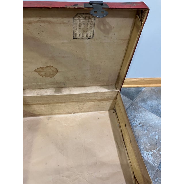 Early 20th Century Red Lacquered Chinese Trunk With Brass Hardware For Sale - Image 9 of 9