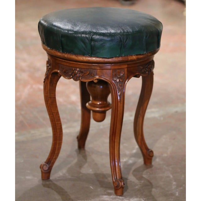 Late 19th Century 19th Century French Louis XV Walnut Adjustable Piano Stool For Sale - Image 5 of 12