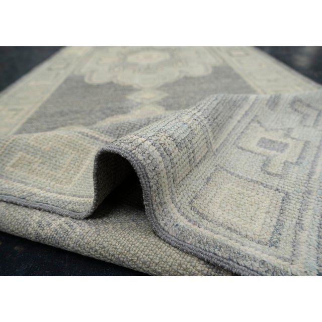 Early 21st Century Turkish Oushak Rug Gray & Light Blue Handwoven Wool Rug 2'9" X 6'8" For Sale - Image 5 of 10