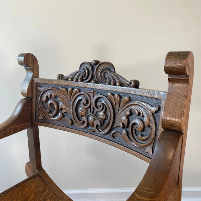 Late 19th Century Stomps and Burkhardt Co. Carved Oak Savonarola Chair For Sale In Greensboro - Image 6 of 12
