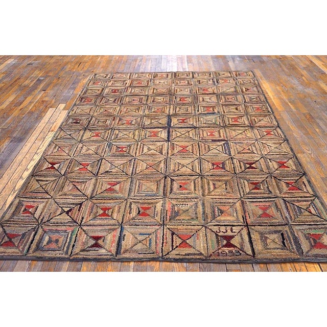 Early 20th Century American Hooked Rug ( 5'6" x 8' - 167 x 244 ) Wool Antique American Hallway Runner Hooked Ivory 1920s...