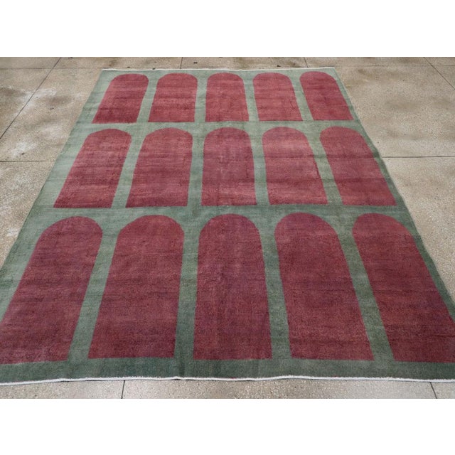 Art Deco Galerie Shabab Collection Mid-20th Century Turkish Art Deco Style Carpet For Sale - Image 3 of 9