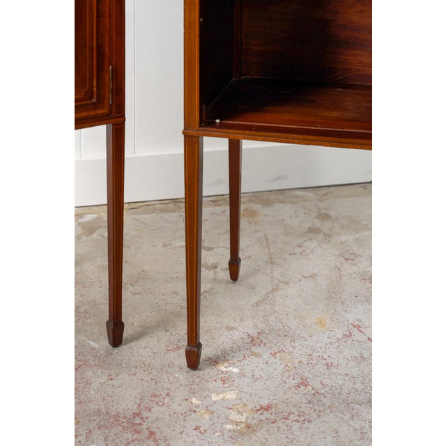 Pair of English Mahogany Bedside Cupboards (C. 1920) For Sale - Image 14 of 14