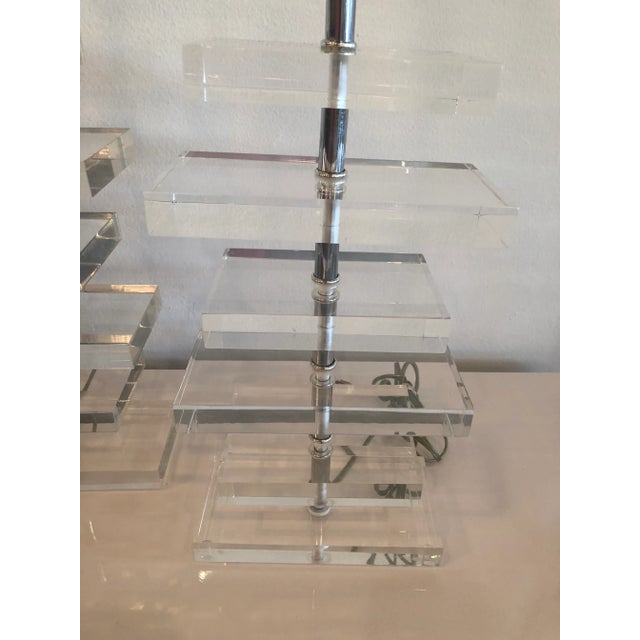 Vintage Stacked Lucite & Chrome Table Lamps - A Pair For Sale - Image 4 of 11
