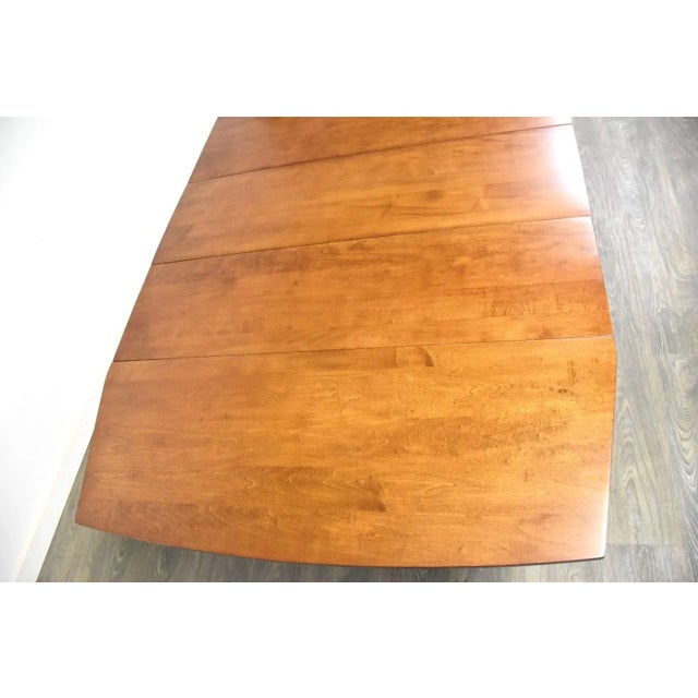 Mid-Century Modern Paul McCobb Planner Group Maple Dining Table For Sale - Image 3 of 12