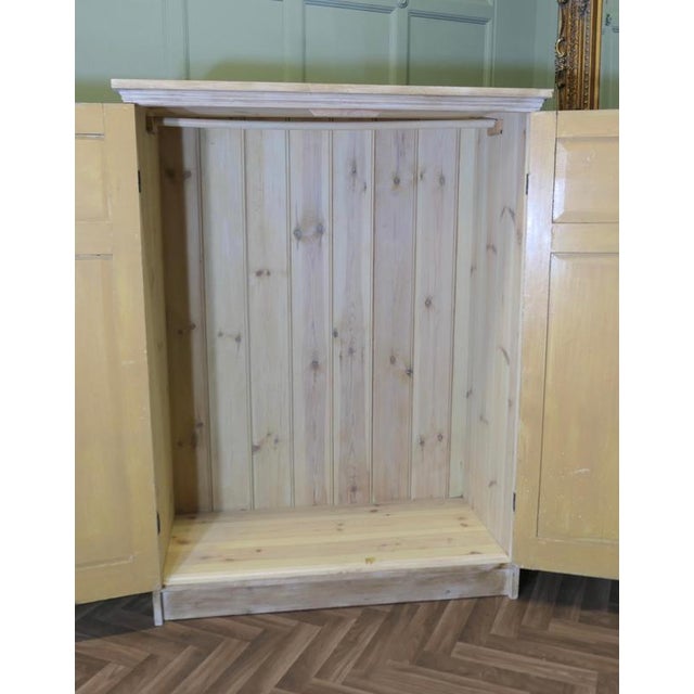 Hand Painted Cabinet with Four Oil Seascape Paintings For Sale - Image 6 of 8