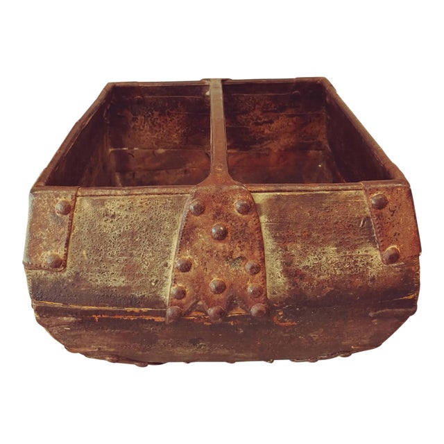 Mid 20th Century Chinese Hand Carved Lunch Box For Sale