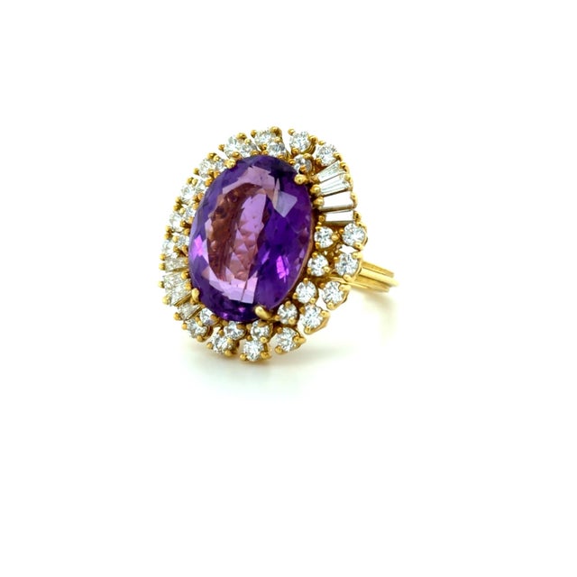 18k Yellow Gold, Amethyst and Diamond Cocktail Ring For Sale - Image 4 of 8