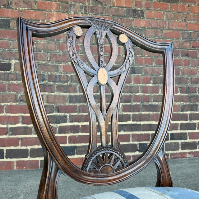 Hepplewhite Pair of Hepplewhite Style Dining Chairs For Sale - Image 3 of 12