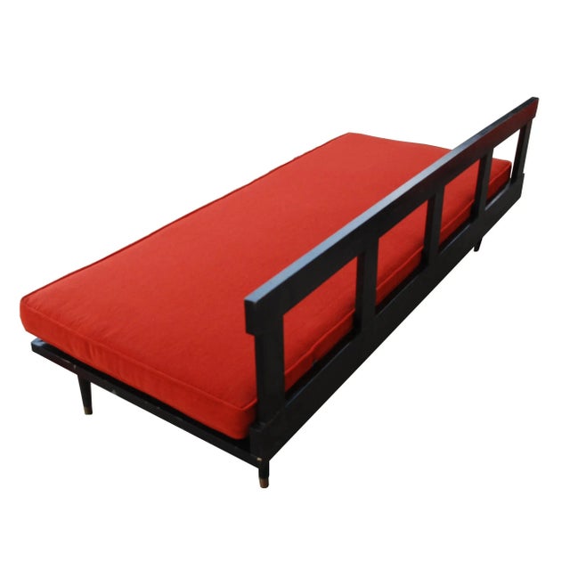 Mid-Century Modern Town & Country Lounge Daybed For Sale - Image 4 of 7
