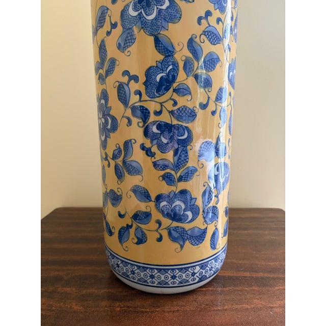 Late 20th Century Vintage Chinoiserie Blue and Yellow Porcelain Umbrella Stand For Sale - Image 5 of 6