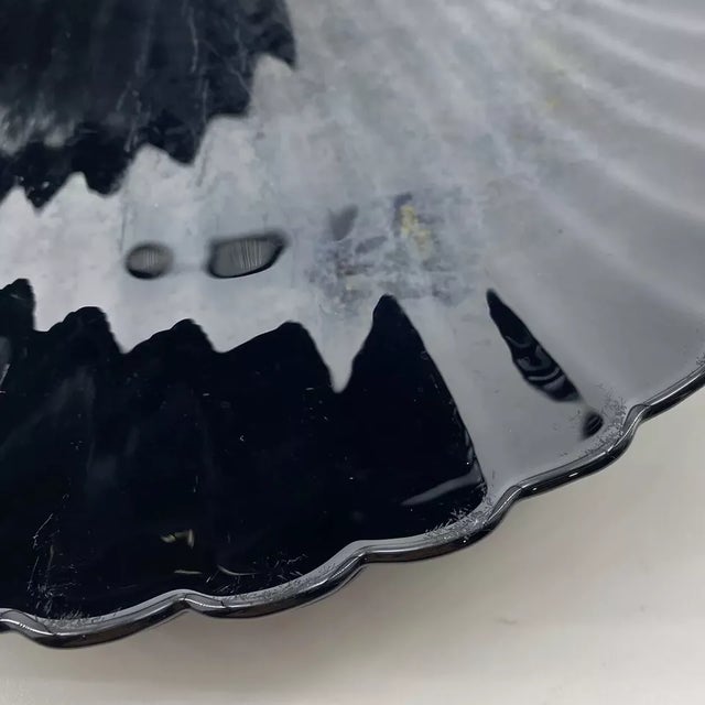 Mid-Century Modern Vintage MCM Arcopal France Black Glass Clam Shell Coquillage Dinner Plates-Set of 4 For Sale - Image 3 of 8