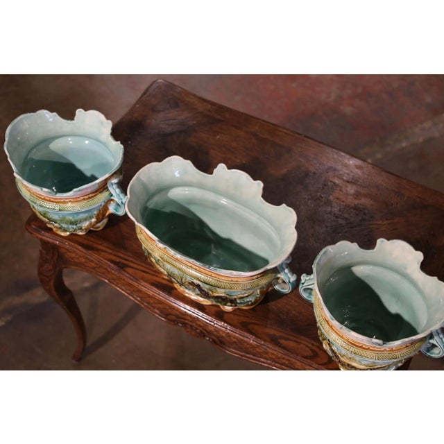 Ceramic 19th Century French Barbotine Hunt Motifs Cache Pots and Jardiniere, Set of 3 For Sale - Image 7 of 12