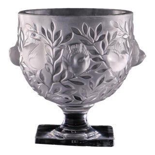 1970s Signed Lalique France Elizabeth Frosted Crystal Vase For Sale