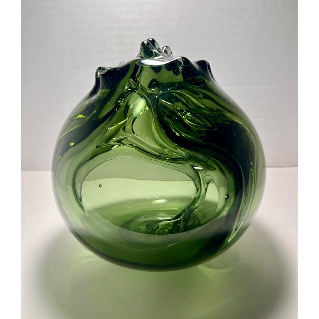 Robert C. Fritz (American, 1920–1986) Signed Hand-Blown Studio Art Glass Sculpture Offered is an exceptional original...