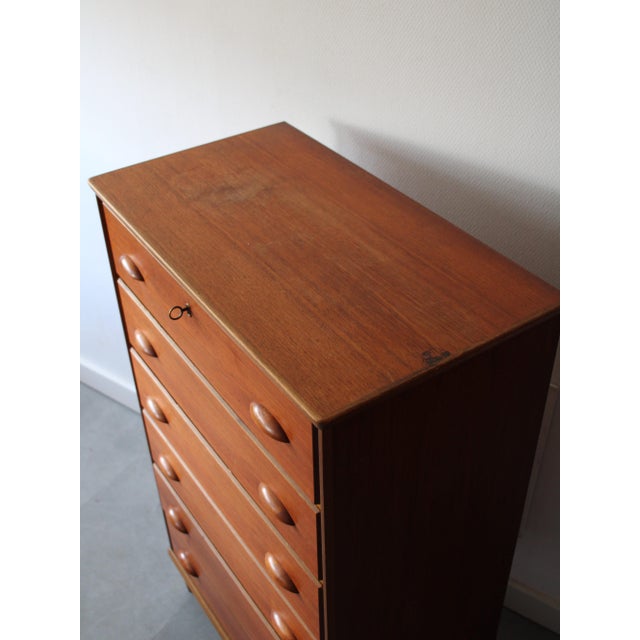 1960s Vintage Danish Chest of Drawers in Teak, 1960s For Sale - Image 5 of 8