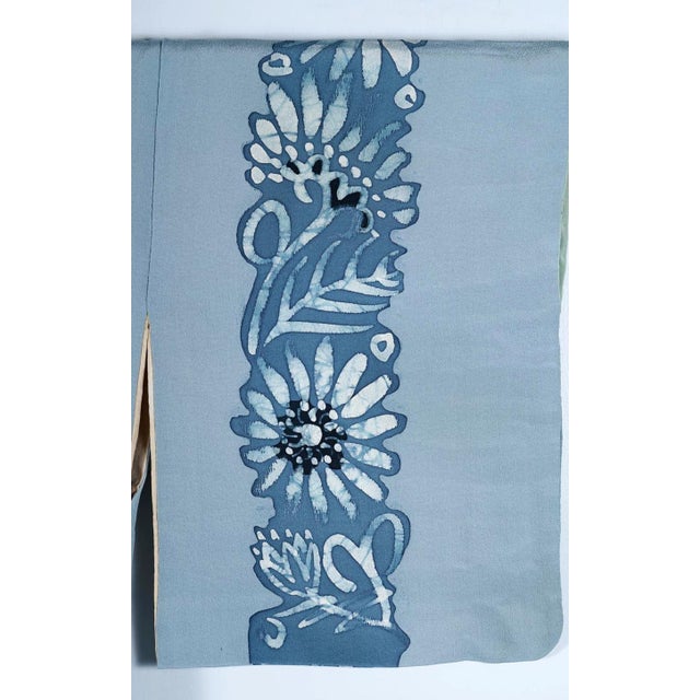 Textile Elegant Vintage Japanese Silk Kimono with Shibori Band Design For Sale - Image 7 of 13