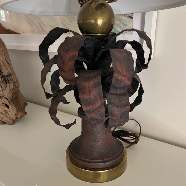 Mid-Century Modern 1970s Hart Associates Palm Lamp in Brass and Patinated Metal For Sale - Image 3 of 8