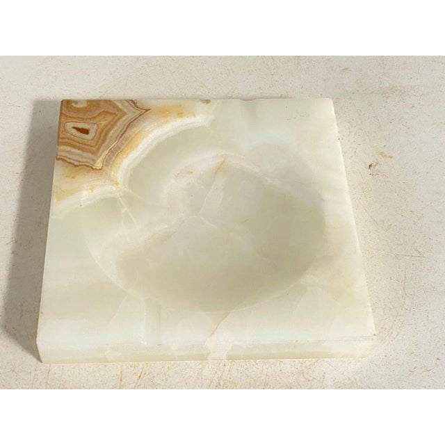 Large Ashtray Vide Poche in White Onyx, Italy, 1960s For Sale - Image 6 of 10