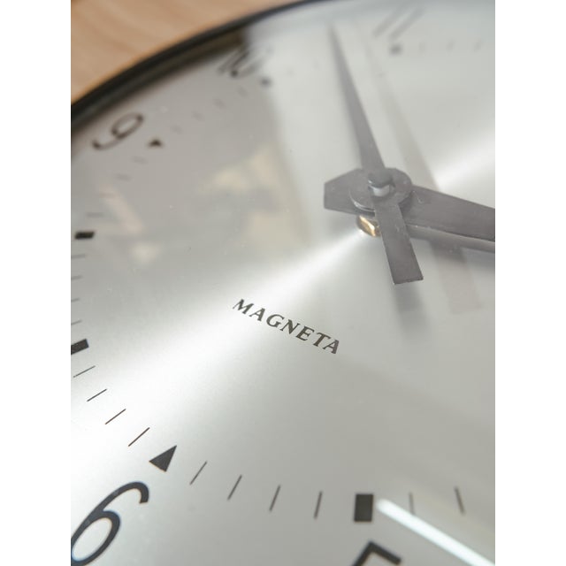 20th Century Satin Black Clock from Magneta for GPO, England, 1950s For Sale - Image 3 of 10
