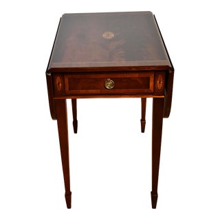 Vintage Hekman Mahogany Banded Satinwood Inlay Drop Leaf Pembroke Side End Table For Sale