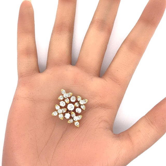 Late 19th Century Victorian Diamond 14k Yellow Gold Flower Pendant Brooch For Sale In Los Angeles - Image 6 of 6