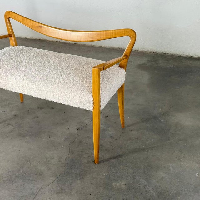 1940s Benches in Blonde Maple with Bouclé Upholstery attributed to Guglielmo Ulrich, 1940s, Set of 2 For Sale - Image 5 of 17