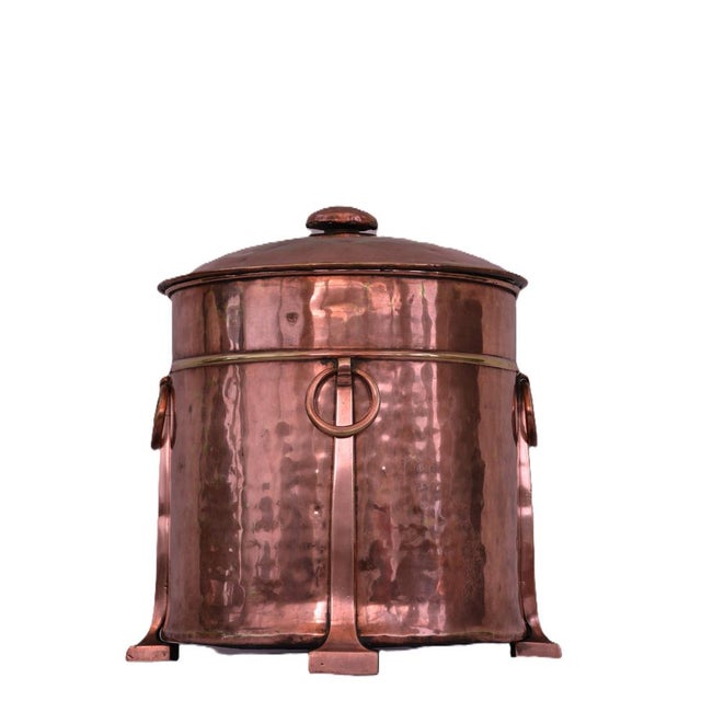 English Arts and Crafts Copper Coal Bin, 1900s For Sale - Image 4 of 11