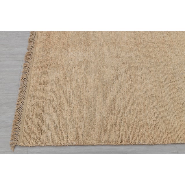 Textile High Quality Hand Knotted Light Tan Jute Loop Pattern Solid Rug 8x10Ft. For Sale - Image 7 of 12