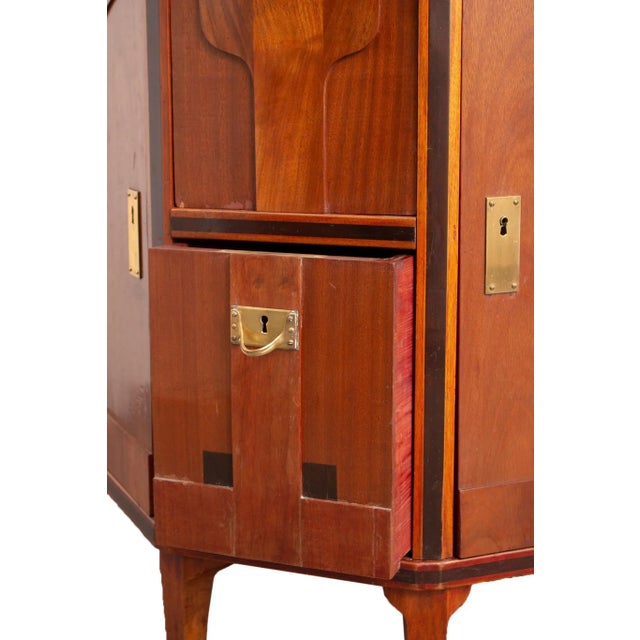 Art Nouveau Mahogany Cabinet from August Ungethüm, 1905 For Sale - Image 9 of 10