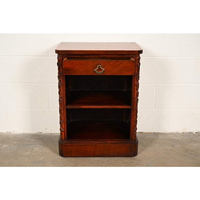 1950s Century Furniture Georgian Carved Mahogany Nightstand or Bedside Table, Circa 1950s For Sale - Image 5 of 17