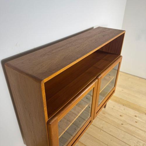 Vintage Teak Bookcase with Glass Doors from Dyrlund, 1960s For Sale - Image 11 of 15