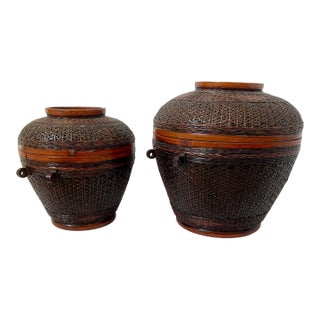 Vintage 2 Shanghai Handicrafts Bamboo Woven Round Storage Baskets W/ Lids 9.5 & 7.5”h For Sale