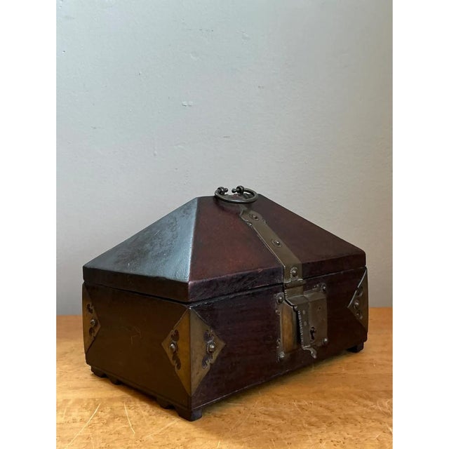 Hollywood Regency Vintage Wood and Metal Decorative Box For Sale - Image 3 of 12