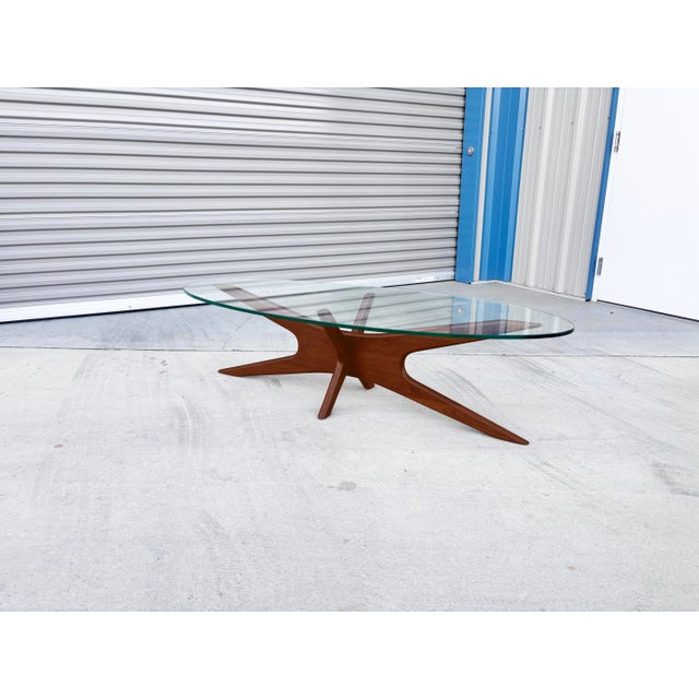 Craft Associates 1960s Mid-Century Walnut and Glass "Jacks" Coffee Table by Adrian Pearsall For Sale - Image 4 of 13