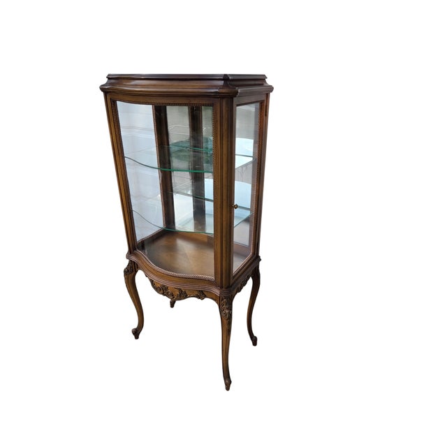 1940s Vintage French Carved Vitrine Curio Cabinet Hutch Display Louis XV Style For Sale - Image 5 of 13