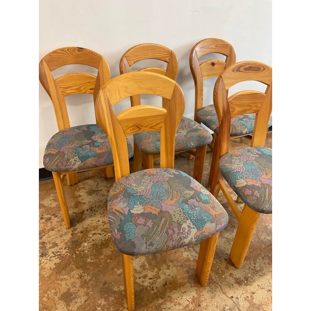 Set of 5 Pine Dining Chairs, Manner of Ranier Daumiller For Sale - Image 12 of 17