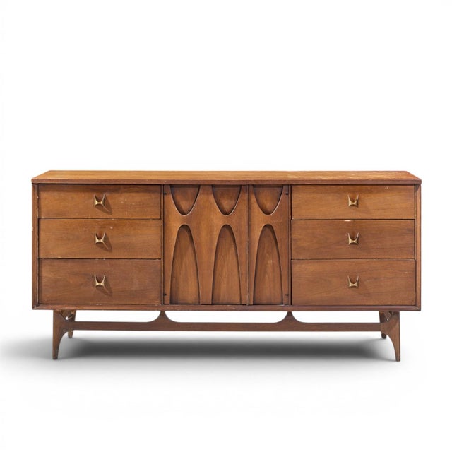 Broyhill Brasilia Mid Century Lowboy Dresser This lowboy measures: 66 wide x 19 deep x 31 inches high Fair Vintage...