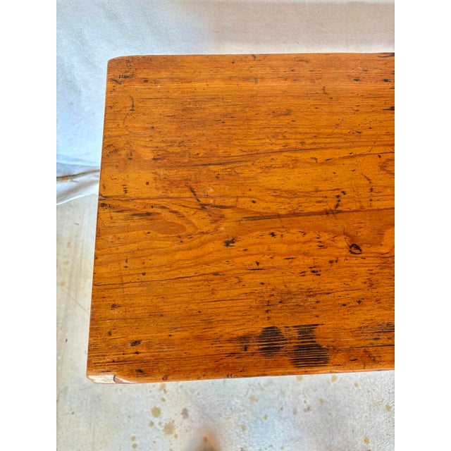 19th Century English Pine Federal Style Side Table For Sale - Image 6 of 12
