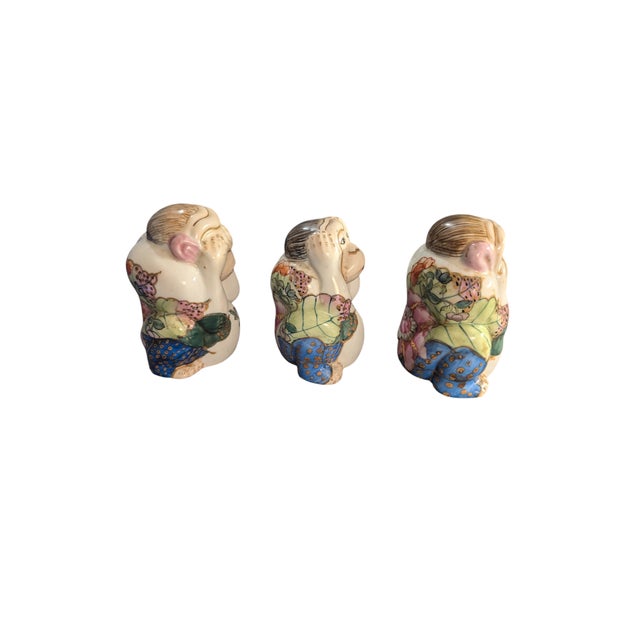 19th/20th Century Chinese Tobacco Leaf Hand-Painted Porcelain Monkeys For Sale - Image 4 of 5