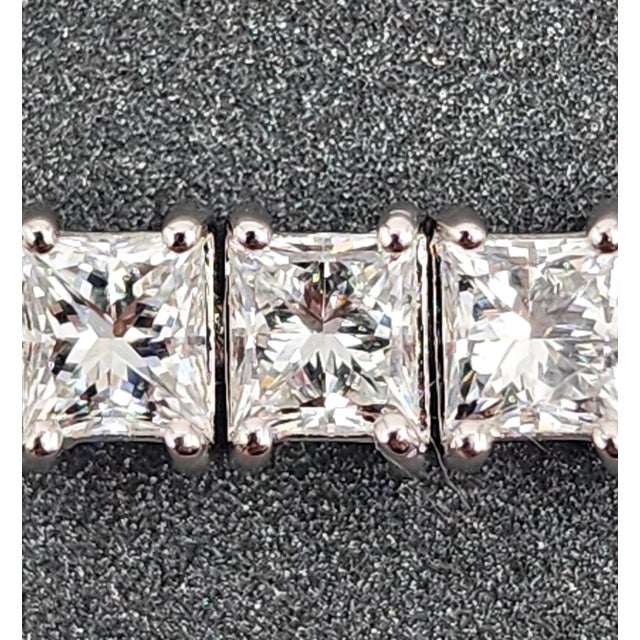 10.11 Ct Princess Cut Diamond Tennis Bracelet For Sale - Image 4 of 8