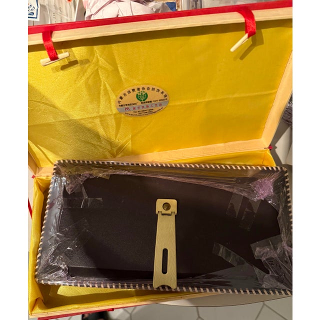 Animal Skin The Skin Carves the Artware Leather Sculptures For Sale - Image 7 of 7