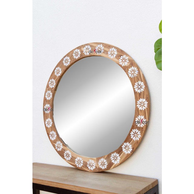 Round Mother of Pearl Inlay Mirror For Sale - Image 4 of 9