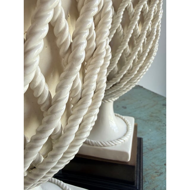 Mid 20th Century Vintage Fredrick Cooper Urn Lamps in Creamware Rope Lattice Pattern - a Pair For Sale - Image 5 of 18