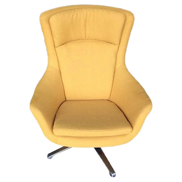Danish Egg Chair, 1960s For Sale